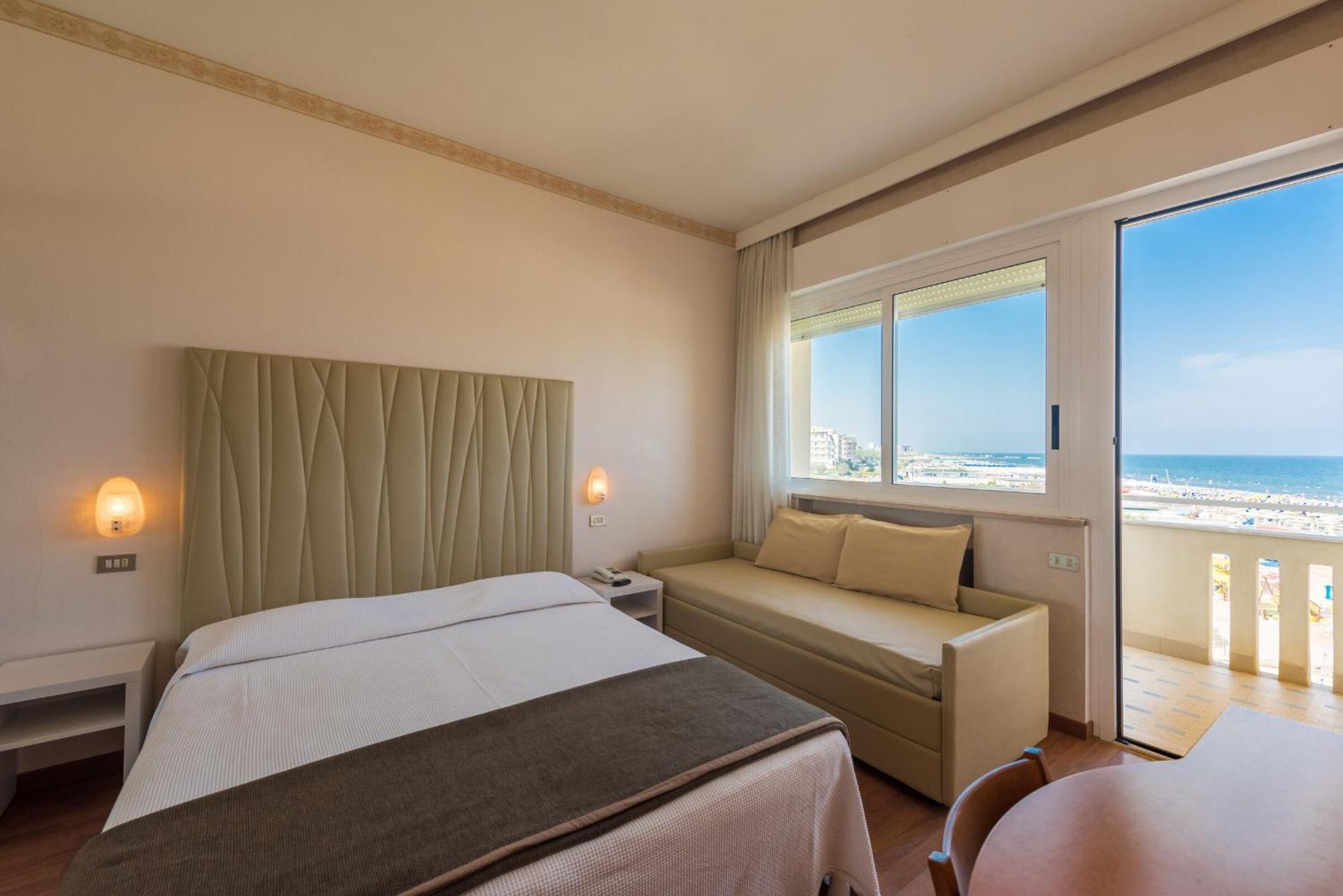 Hotel Benini Milano Marittima Kültér fotó