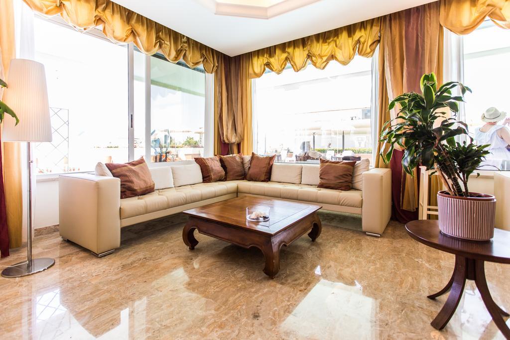 Hotel Benini Milano Marittima Kültér fotó