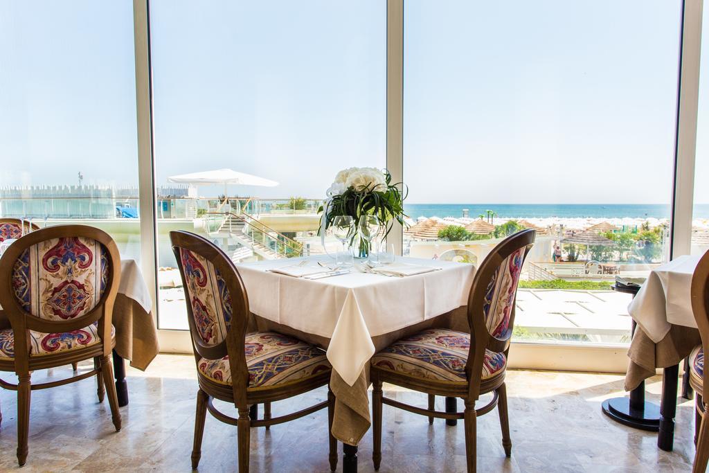 Hotel Benini Milano Marittima Kültér fotó